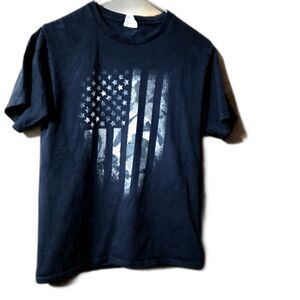 Port Company Black Camo Flag Mens T-Shirt S 100% Cotton